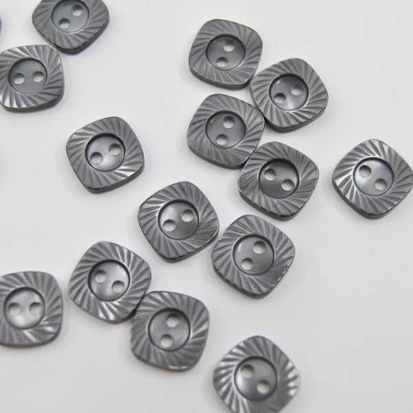 Button - Pearlised Smoke Square with Decorated Edge – 15mm